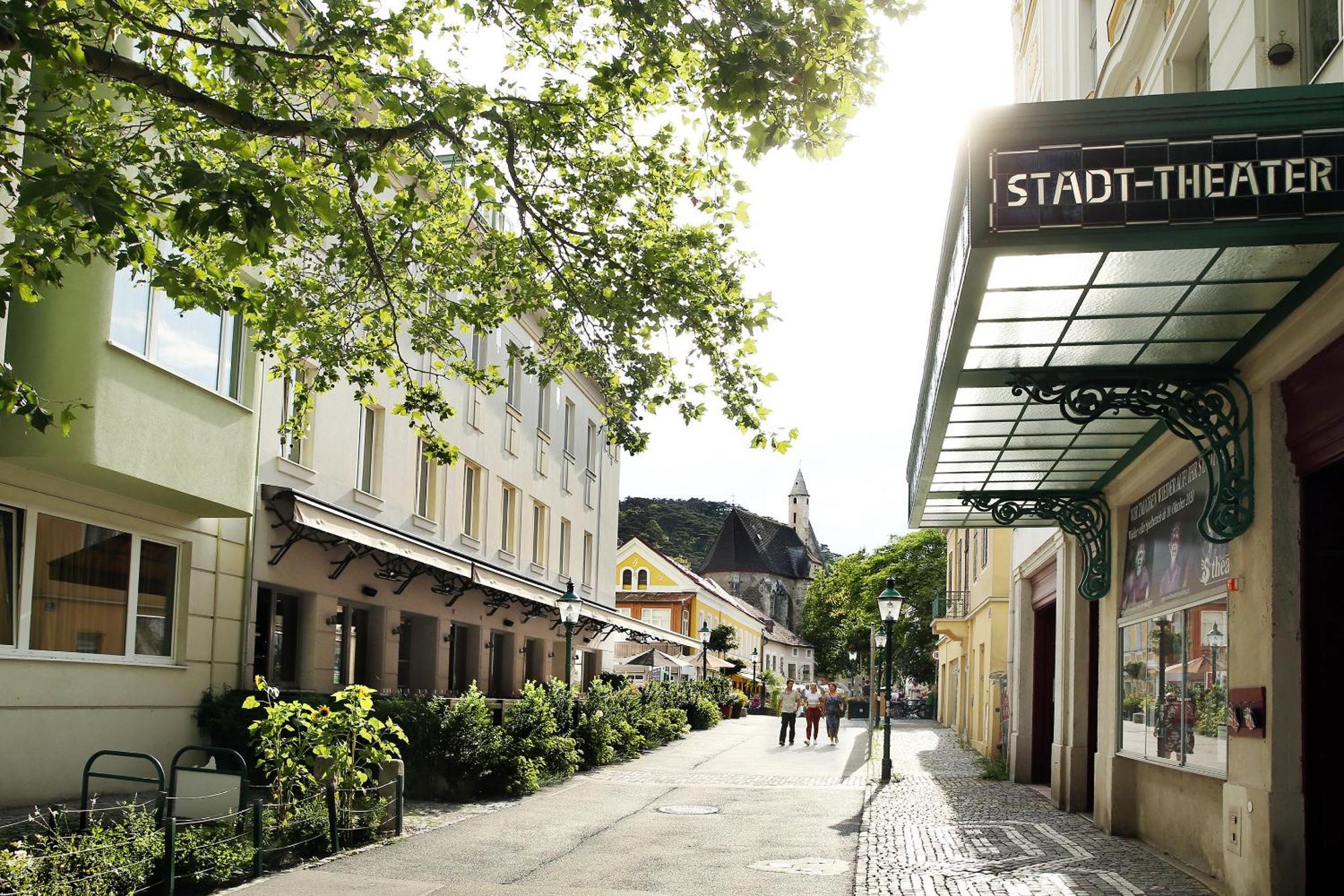 Hotel Babenbergerhof メードリング エクステリア 写真